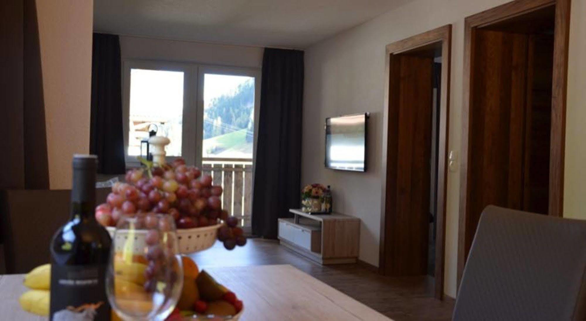 Alpen-Appartements Zuercher Kappl  Exterior photo